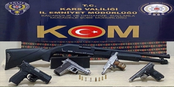 Kars'ta bir işyerine silah operasyonu düzenlendi