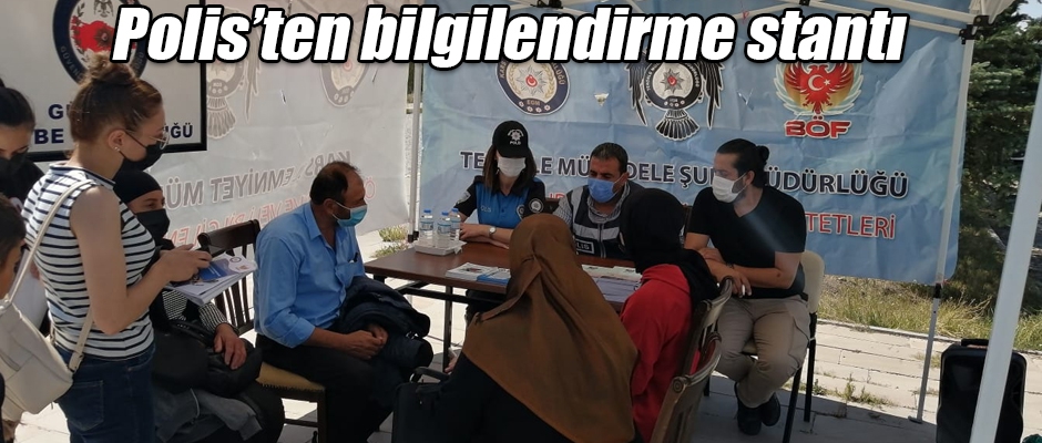 Kars Polisinden Bilgilendirme Standı 