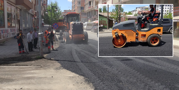 Kars'ta Şehir İçi Bozuk Yollarına Karayolları Yama Yapıyor 