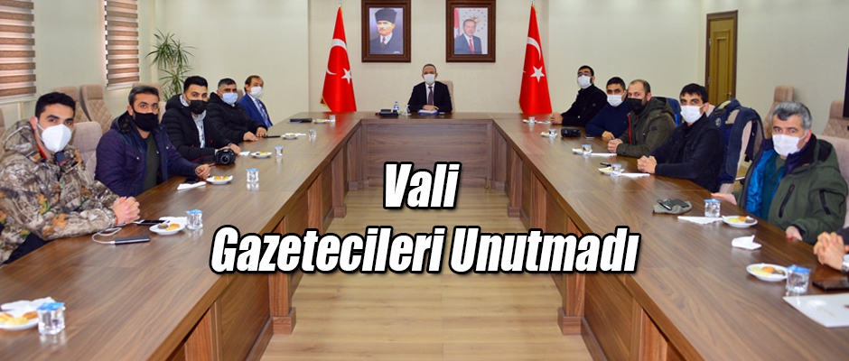 VALİ ÖNER GAZETECİLERİ UNUTMADI